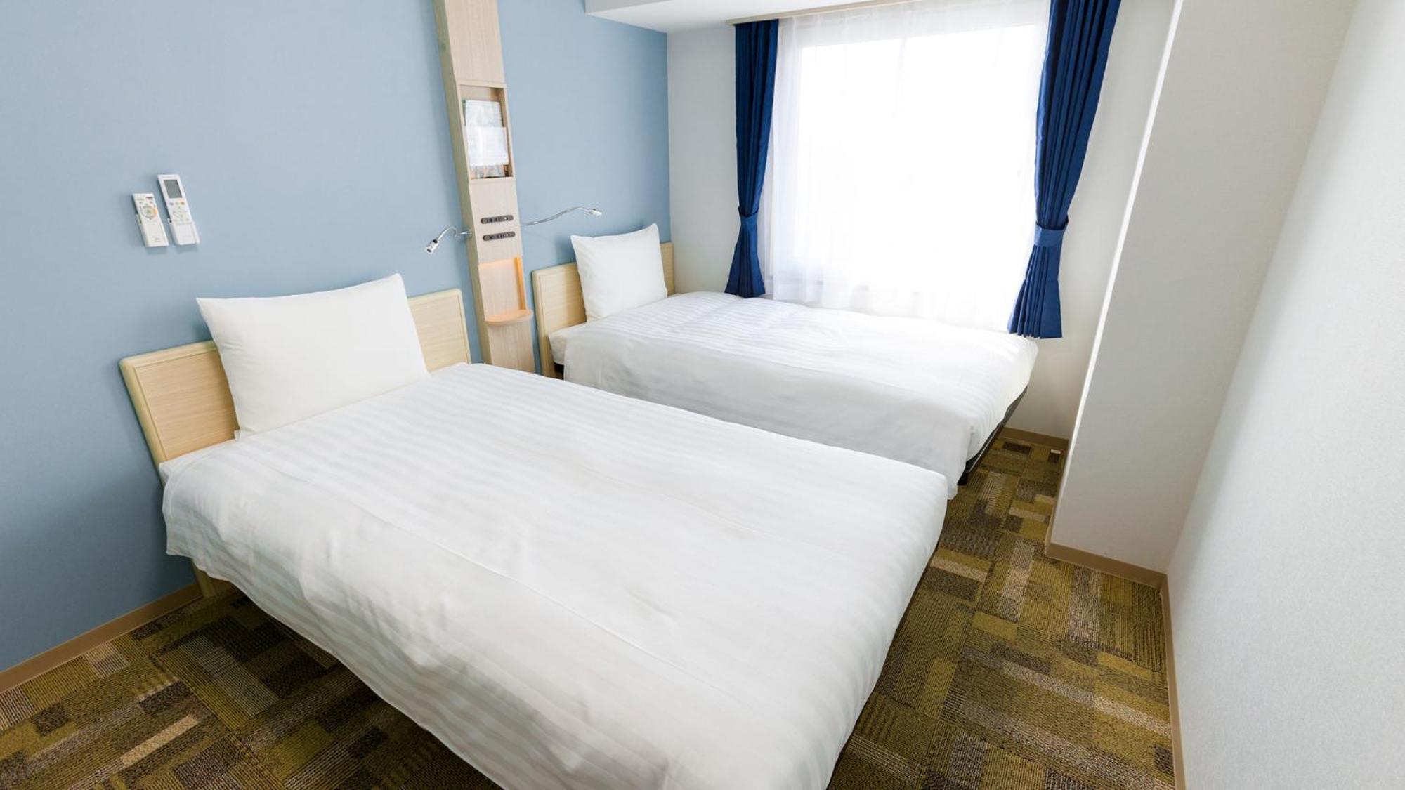 Toyoko Inn Gifu-Hashima-Eki Shinkansen Minami-Guchi Hashima  Pokoj fotografie