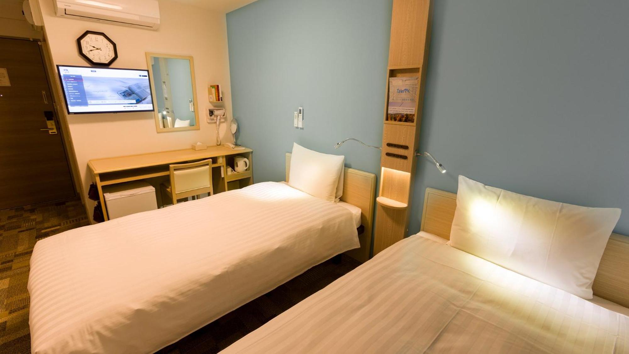 Toyoko Inn Gifu-Hashima-Eki Shinkansen Minami-Guchi Hashima  Pokoj fotografie
