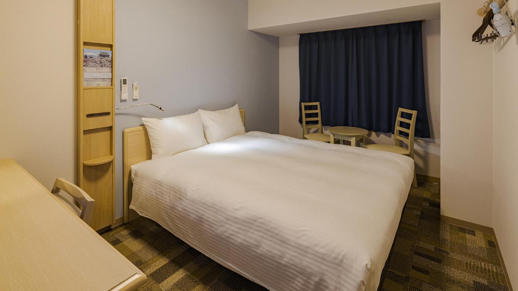 Toyoko Inn Gifu-Hashima-Eki Shinkansen Minami-Guchi Hashima  Pokoj fotografie